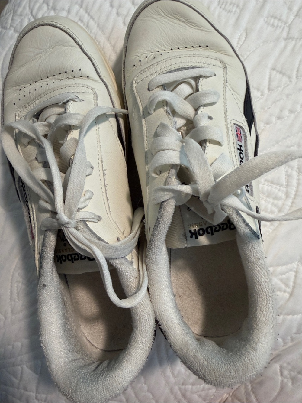 Reebok sneaker size 7 - Picture 6 of 6